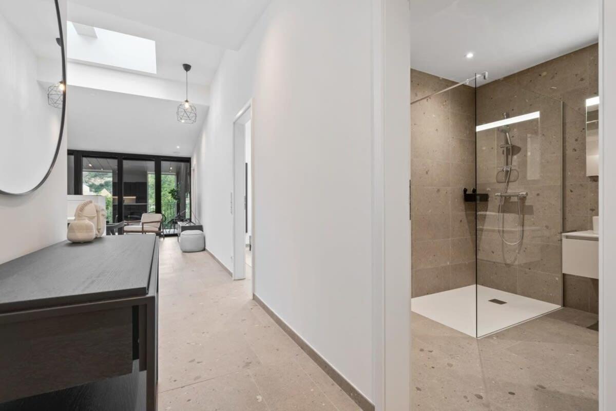 Luxurious 2Br Apt With Balcony In Luxembourg Appartement Buitenkant foto
