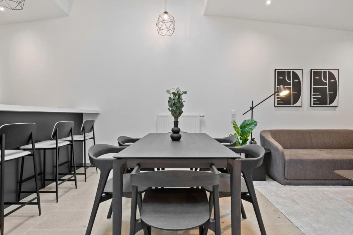Luxurious 2Br Apt With Balcony In Luxembourg Appartement Buitenkant foto
